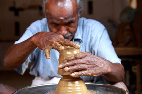 1233000 India Village Potter Free Stock Photos Stockfreeimages