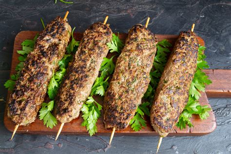 Чевапчичи из говядины — Кулинарные рецепты с фото