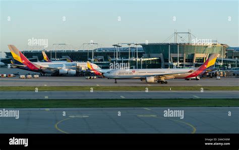 Aeropuerto Internacional De Incheon Fotograf As E Im Genes De Alta