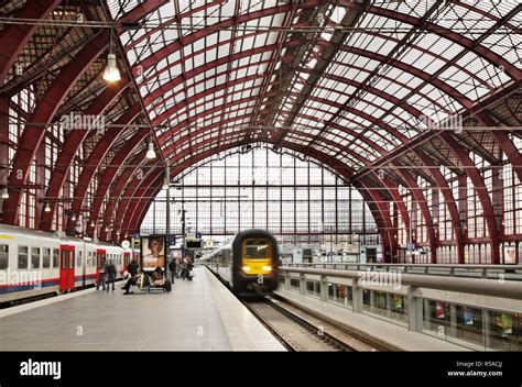 Antwerpen Centraal Railway Hi Res Stock Photography And Images Alamy