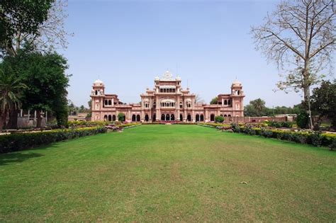 Premium Photo Faiz Mahal Palace In Khairpur Sindh Pakistan