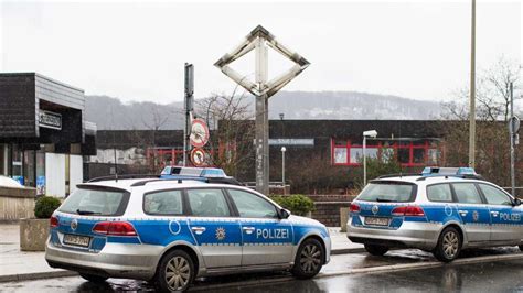 Kindermord von Herne Polizei sucht mit Großaufgebot nach 19 Jährigem