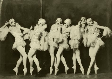 Female Ph0t0graphy Ziegfeld Girls By Alfred Cheney Johnston 1884 1971