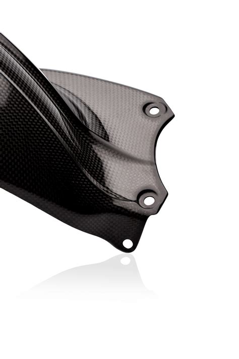 Garde boue arrière en fibre de carbone TRIUMPH Speed Triple 1050 2011