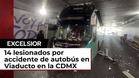 Autob S De Pasajeros Se Atora Bajo Puente En Viaducto Youtube