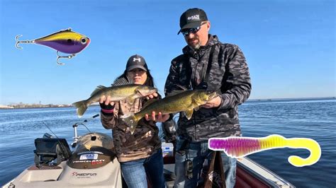 How To Find Green Bay Post Spawn Walleyes Youtube