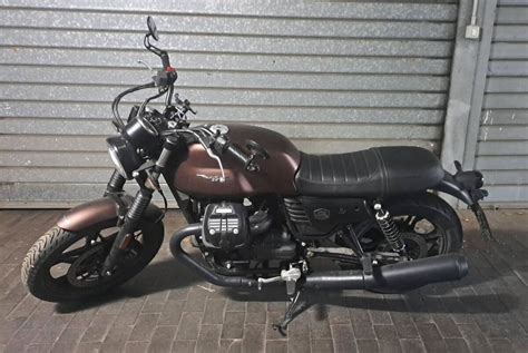 Vendo Moto Guzzi V7 III Stone Night Pack 2019 20 Usata A Roma