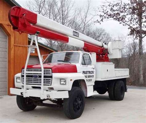 Ford F800 1990 Bucket Boom Trucks