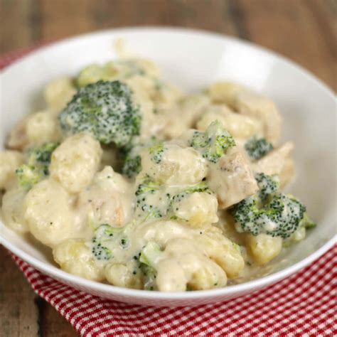 Gnocchi Parmesan Garlic Sauce With Broccoli It Is A Keeper