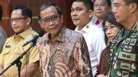 Komnas HAM Serahkan Laporan Tragedi Kanjuruhan Ke Mahfud MD