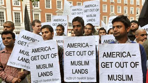 Hundreds In London Anti Islam Film Protest Uk News Sky News