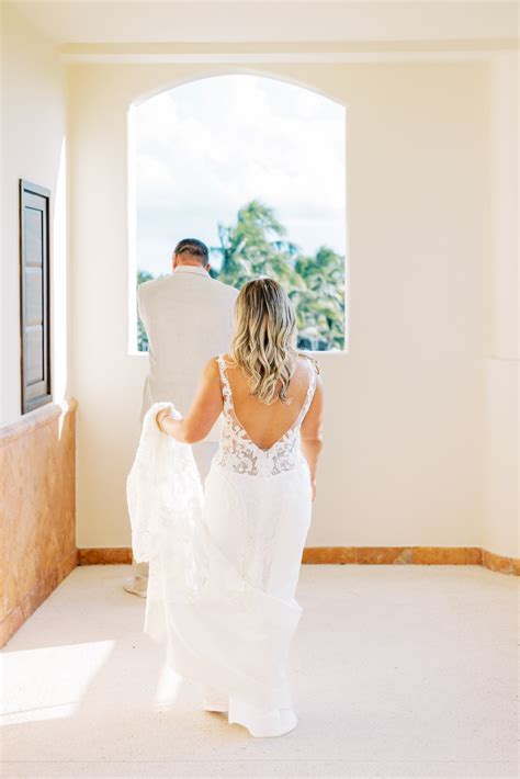 Secrets Resort Destination Wedding in Mexico | taylorpettigrew.com