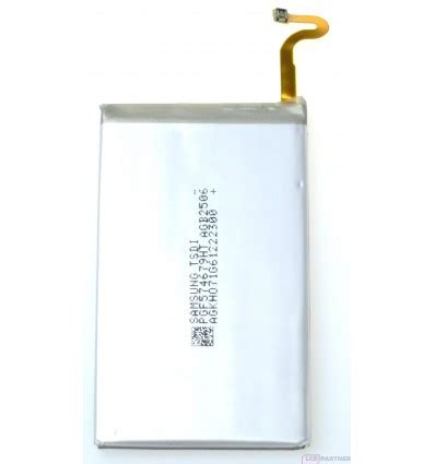 Battery replacement for Samsung Galaxy S9 Plus G965F | lcdpartner.com