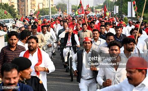 Samajwadi Party Chief Akhilesh Yadav Participating In The Samajwadi