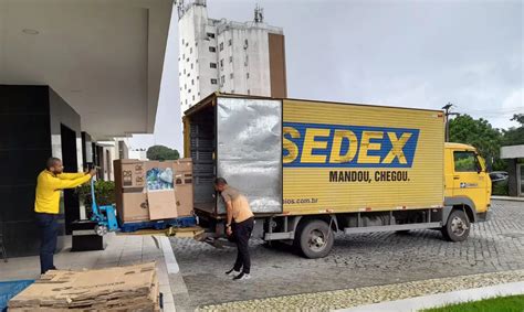 Correios Doa Mais De Mil Livros A Bibliotecas P Blicas Do Rio Grande