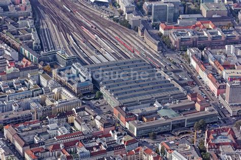 M Nchen Aus Der Vogelperspektive Geb Ude Des Hauptbahnhofes In M Nchen