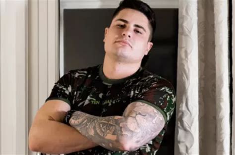 Ex de Jojo Todynho deixa o Exército e se muda de cidade não faz mais