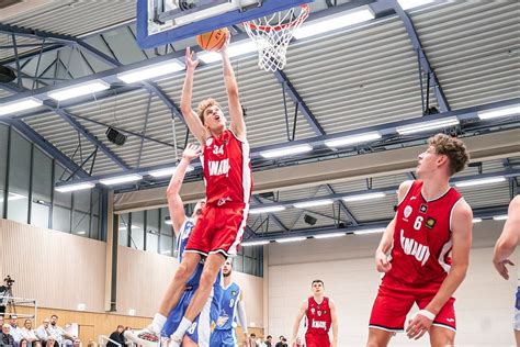 Der Erste Saisonsieg Wird Zur Klaren Angelegenheit W Rzburg Baskets