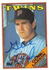 Gene Larkin Autographed Baseball Card Minnesota Twins 1988 Topps 746