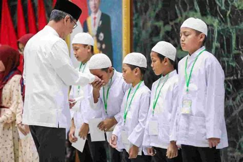 10 Tema Kegiatan Santunan Anak Yatim Di 10 Muharram Yuk Berbagi