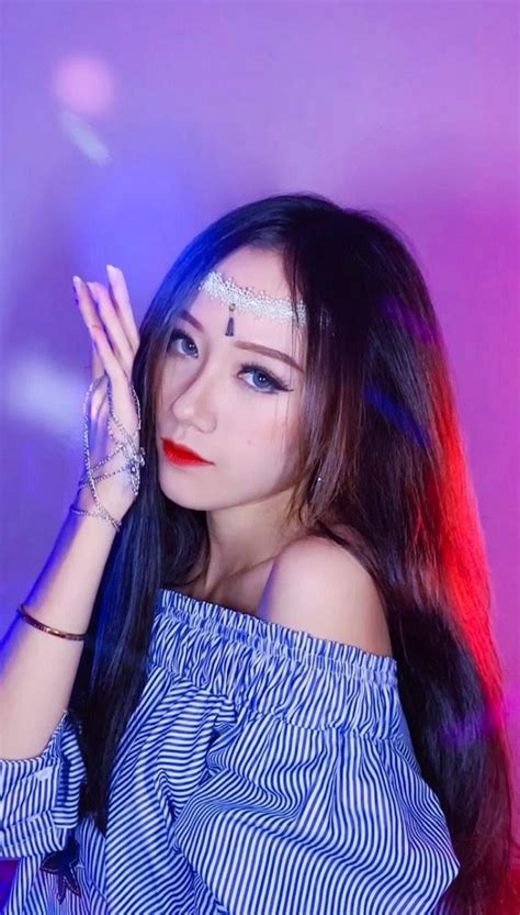 Đào Lê Phương Hoa Hoa Hanassi Gái Xinh Dạy Nhảy Hot Nhất Tiktok Khiến