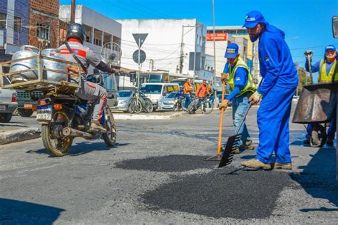 Opera O Tapa Buraco Prefeitura Segue Recuperando Vias Das Zonas