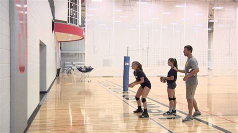 Wall Passing Volleyball Drill Volleyball Drills Coaching