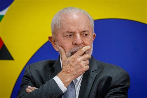 Lula Re Ne Articuladores Pol Ticos Para Discutir Rea O A Projeto Sobre