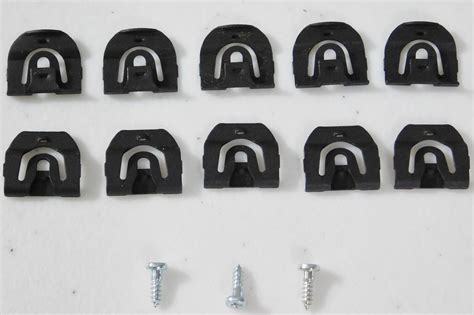 64 67 Gm Front Windshield Rear Window Reveal Trim Moulding Molding Clips 10pcs H Ebay