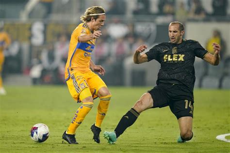 Lafc S Quest For Campeones Cup Trophy Falls Short In Penalty Kick