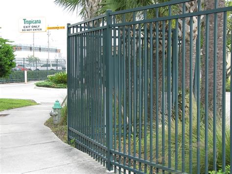 Industrial Fence | Ideal Aluminum Products