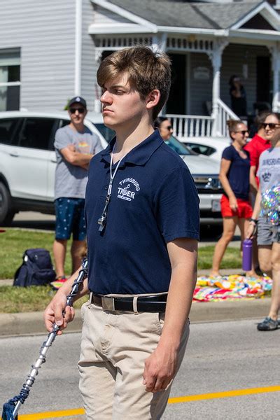 Twinsburg Memorial Day Parade Ceremony T J Powell Photography