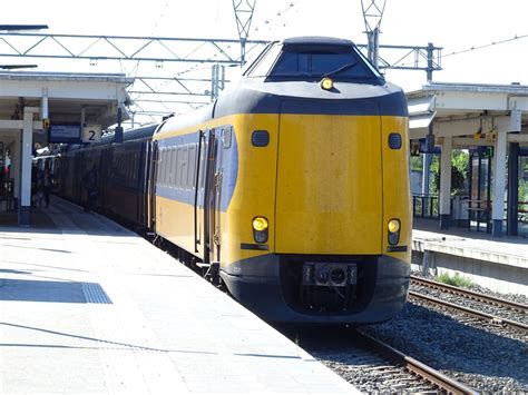 Ns Amsterdam Zuid Nederlandse Spoorwegen Icm Class Flickr