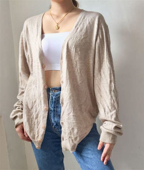 Splash Nude Cardigan Women S Fashion Coats Jackets And Outerwear On Carousell