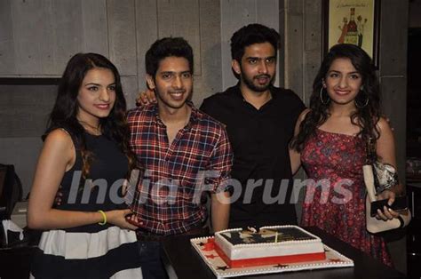 Armaan Malik Celebrates his Birthday With Brother Amaal Malik and Friends Media