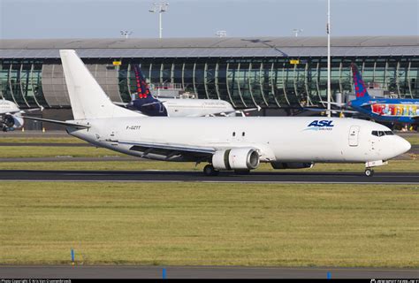 F GZTT ASL Airlines France Boeing 737 48E SF Photo By Kris Van