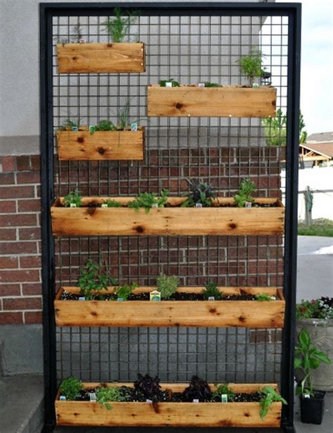 3 Great Vertical Wooden Box Planter Ideas - The Owner-Builder Network