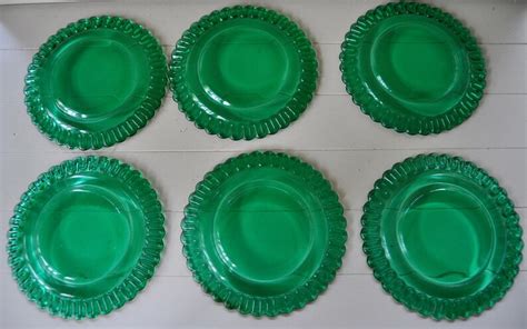 Six Emerald Green Glass Platesvintage 1950sfun Playful Etsy