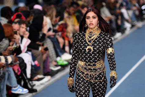 Lourdes León hija de Madonna en la pasarela de la Semana de la Moda