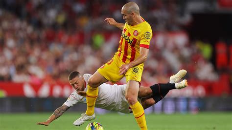 El Barça Sigue Pensando En Abaratar El Fichaje De Oriol Romeu Con Un