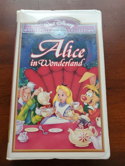 Alice In Wonderland VHS Clam Shell Walt Disney Masterpiece