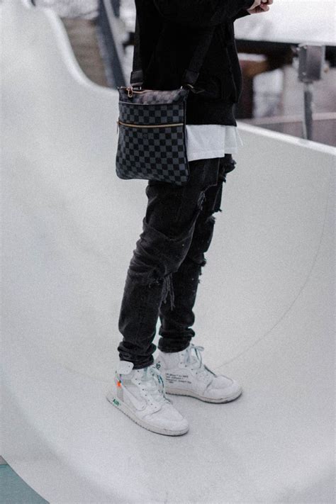 Streetwear Outfit Off White Jordan Louis Vuitton Sidebag Ripped