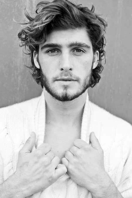 Best Hairstyles For Men With Thick Hair Wavy Hair Men Mens