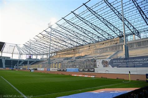 Konstrukcja dachu gotowa Tak wygląda stadion Pogoni Szczecin na