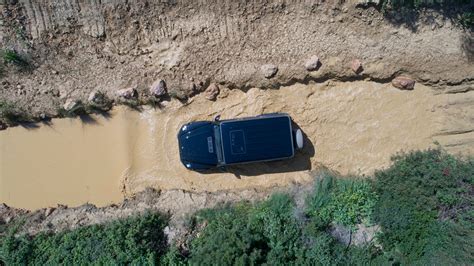 Image Gallery: Robb Report Test Drive of New Mercedes-Benz G-Wagen
