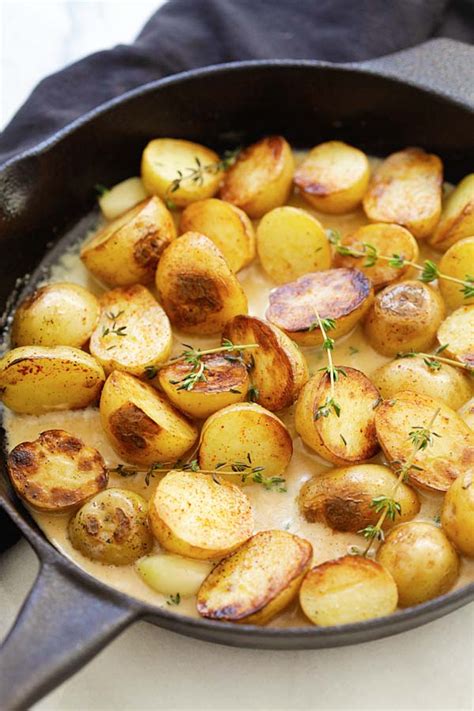 Creamy Garlic Thyme Potatoes Easy Delicious Recipes