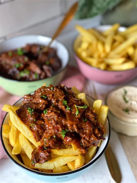 Patatje Stoofvlees Smullen Met Een Beetje Pit Familie Over De Kook