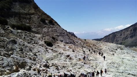 Gunung Papandayan Hutan Mati Hingga Tegal Alun Ini Spot Kece