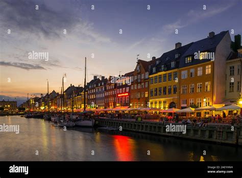 Nightlife at the Waterfront in Copenhagen, Denmark Stock Photo - Alamy