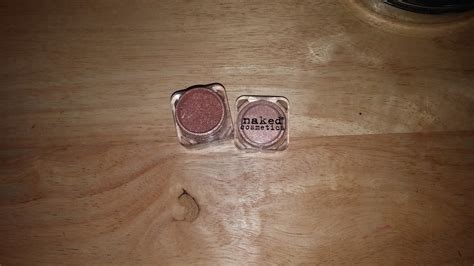 Naked Cosmetics Mica Pigment In Desert Sunset Review